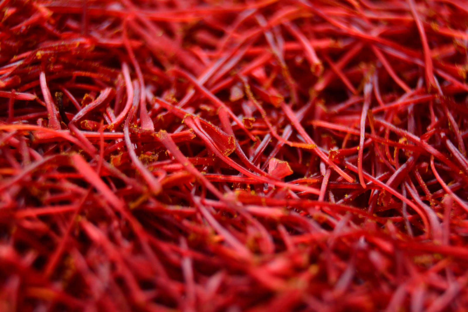 Saffron threads